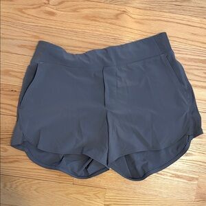 Women's Gray Shorts athleta 4